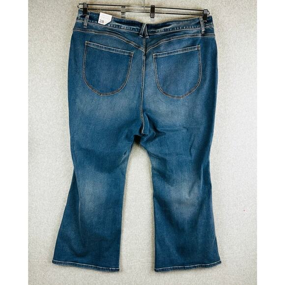 Lane Bryant Womans Sz 28 Flare Jeans High-Rise Blue Stretch Curvy Fit NWT - Picture 6 of 9